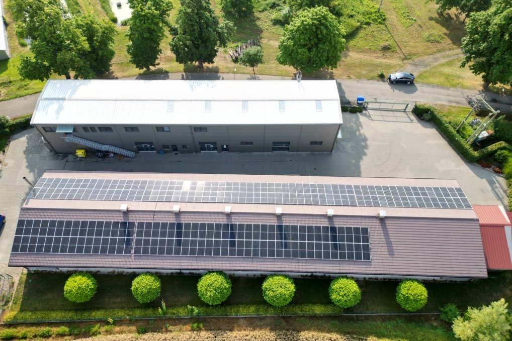 Solární systémy pro firmy – spolehlivá energie pro vaše podnikání